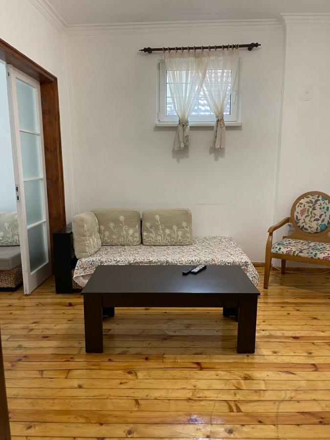 Parchevich 26 Apartment - 24H Self Check-In صوفيا المظهر الخارجي الصورة